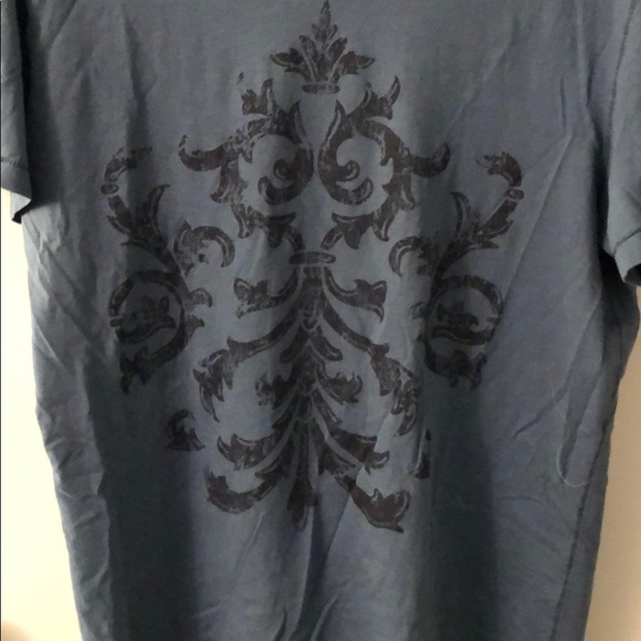 T-shirt - Picture 3 of 4